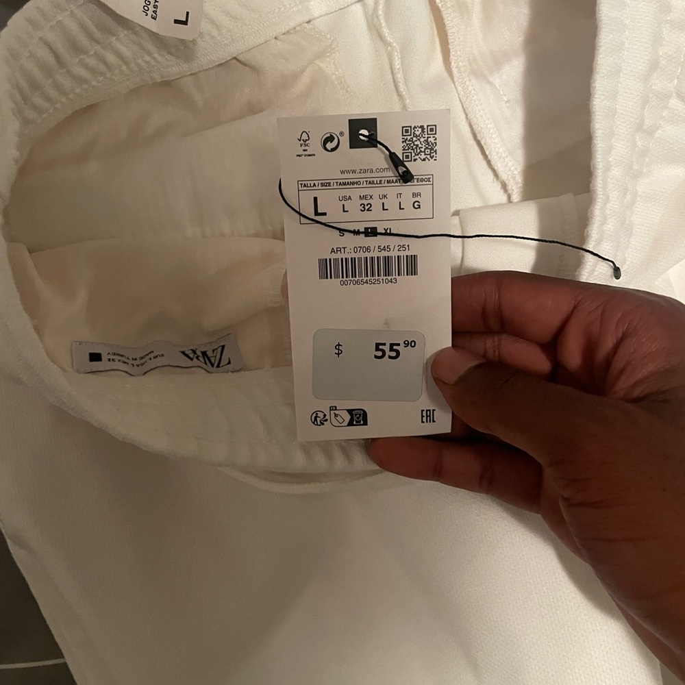 Zara - Picture 8 of 12